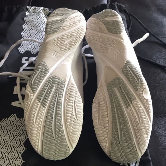 aeros cheer shoes